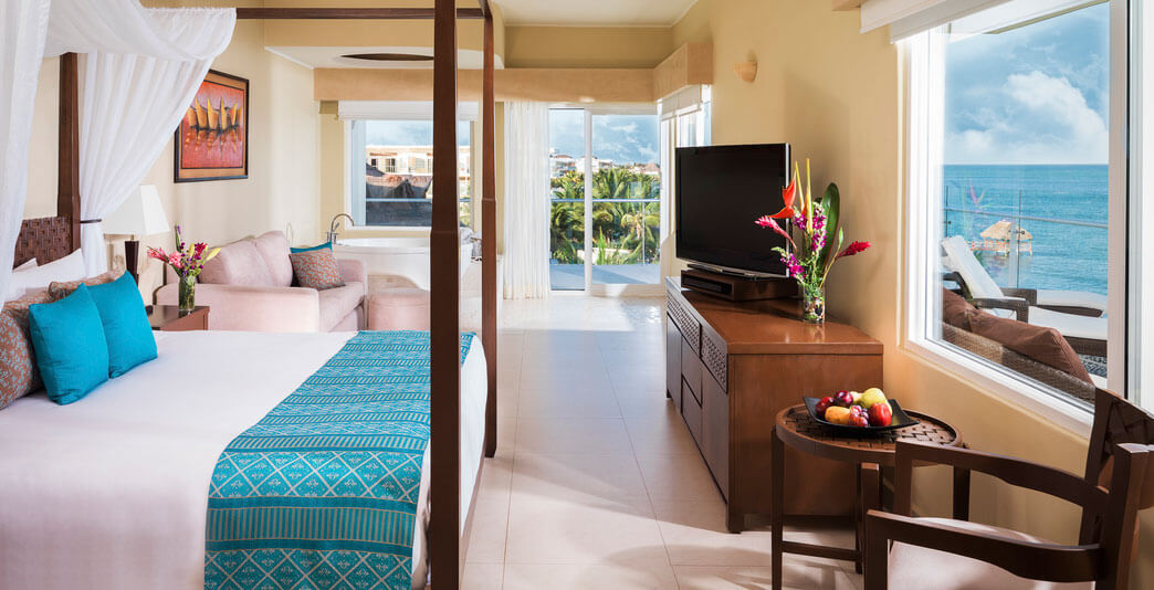 Azul Beach Resort Sensatori Mexico Accommodations - Honeymoon Oceanfront Jacuzzi Suite