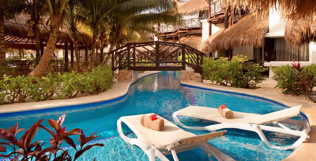 El Dorado Casitas Royale Accommodations - Presidential Studio Swim-Up Casita Suite
