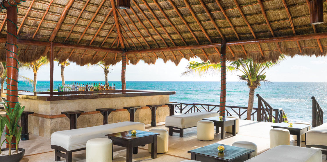 El Dorado Casitas Royale Restaurants and Bars - Gaviotas Seashore Bar