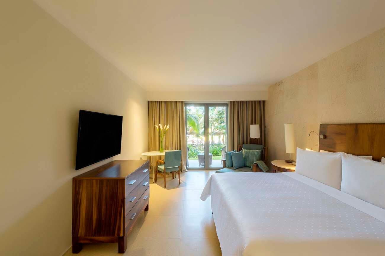Fiesta Americana Condesa Cancun Resort Hotels Vacations Accommodations - Premium Garden View, 1 King