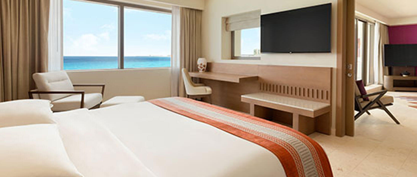 Hyatt Ziva Cancun Accommodations - Club Ocean Front Corner Suite