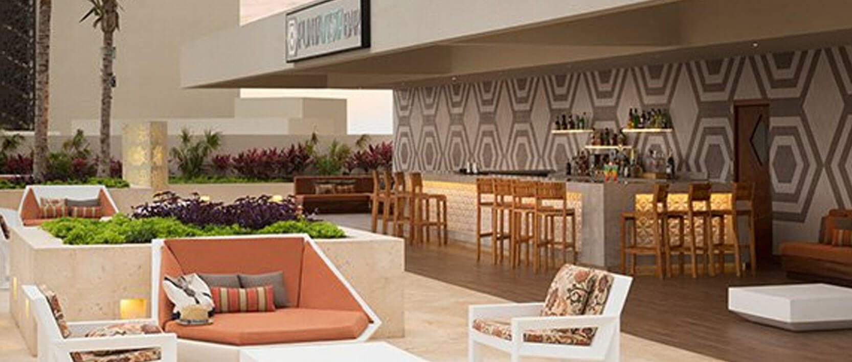 Hyatt Ziva Cancun Restaurants and Bars - Punta Vista