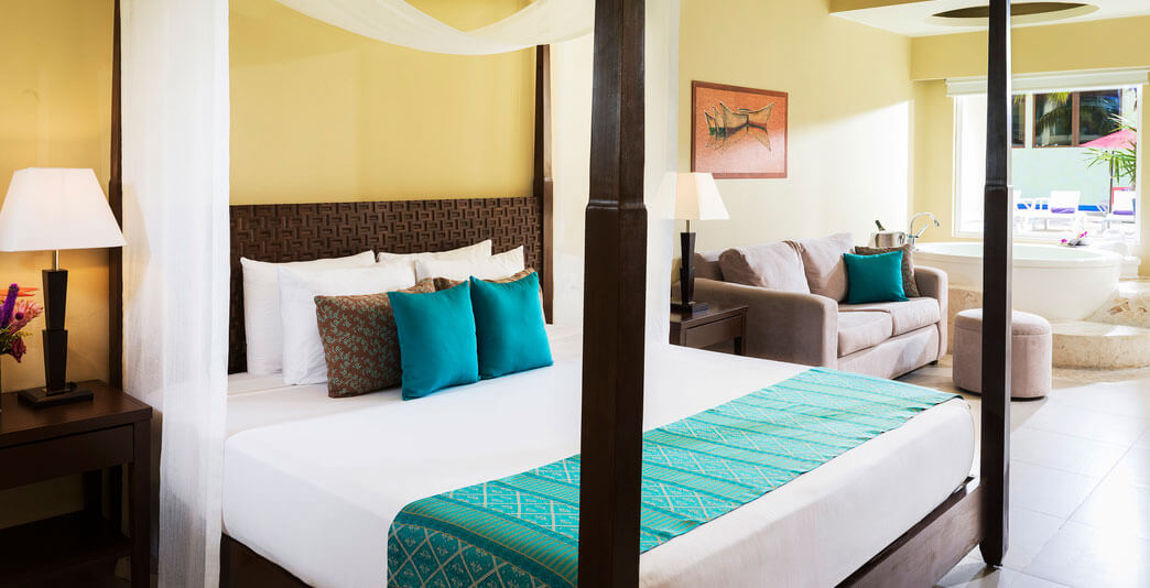 Azul Beach Resort Sensatori Mexico Accommodations - Luxury Jacuzzi Suite