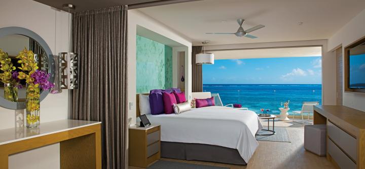 Breathless Riviera Cancun Accommodations - Xhale Club Junior Suite Swimout Tropical View