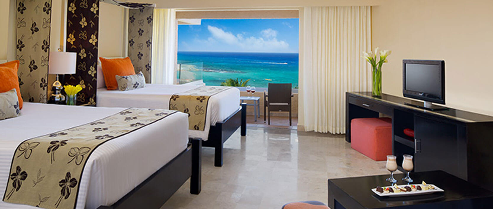 Dreams Puerto Aventuras Resort Accommodations - Family Suite Deluxe Ocean View