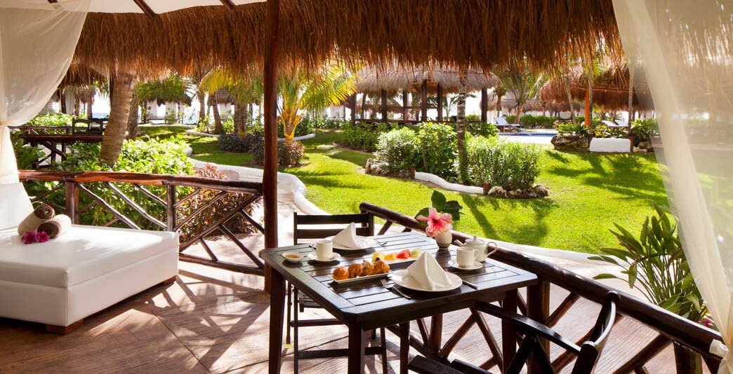 El Dorado Casitas Royale Accommodations - Beachfront Casita Suite