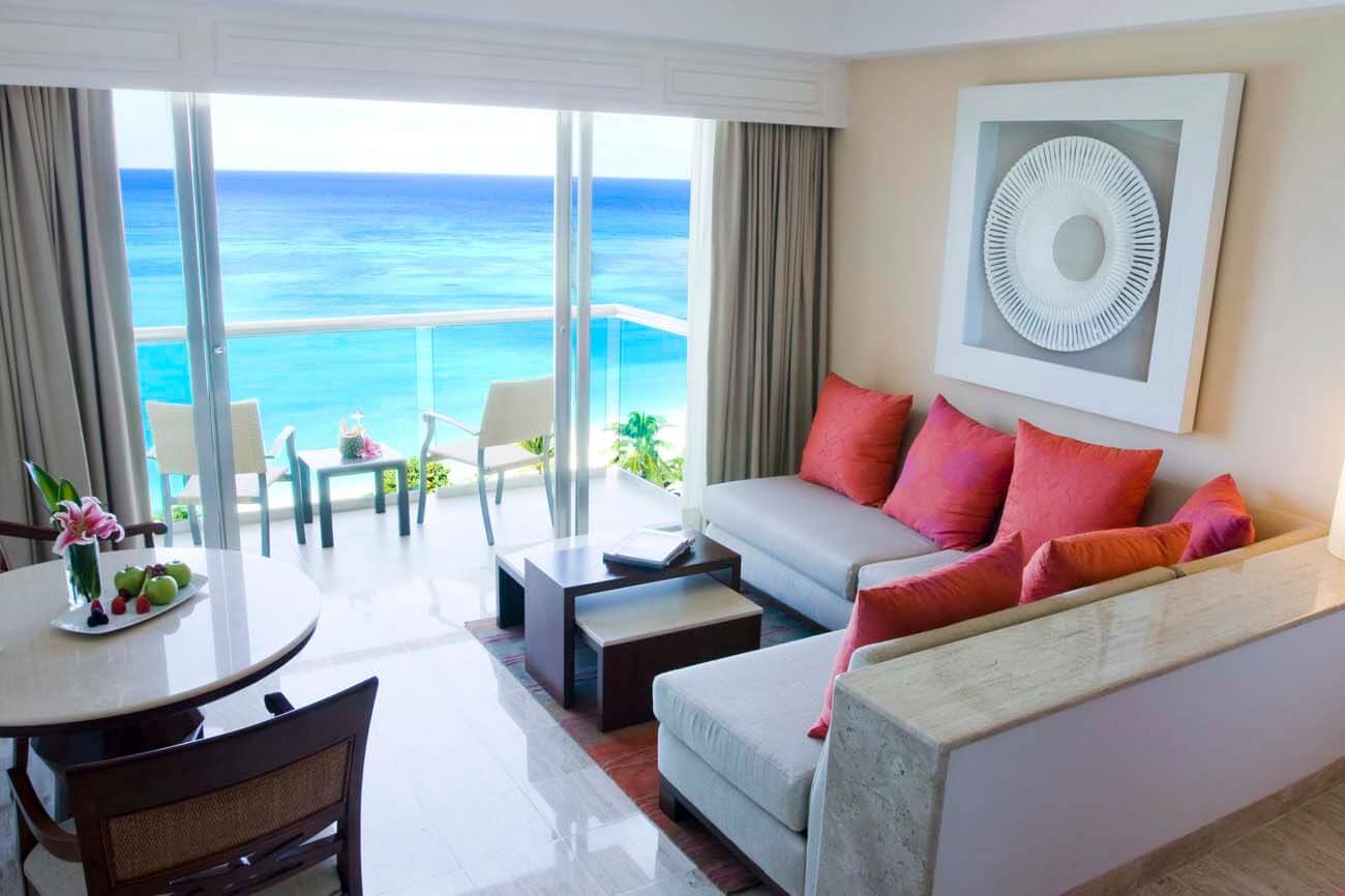 Grand Fiesta Americana Coral Beach Resort Hotels Vacations Accommodations - Junior Suite, 2 Double, Ocean Front