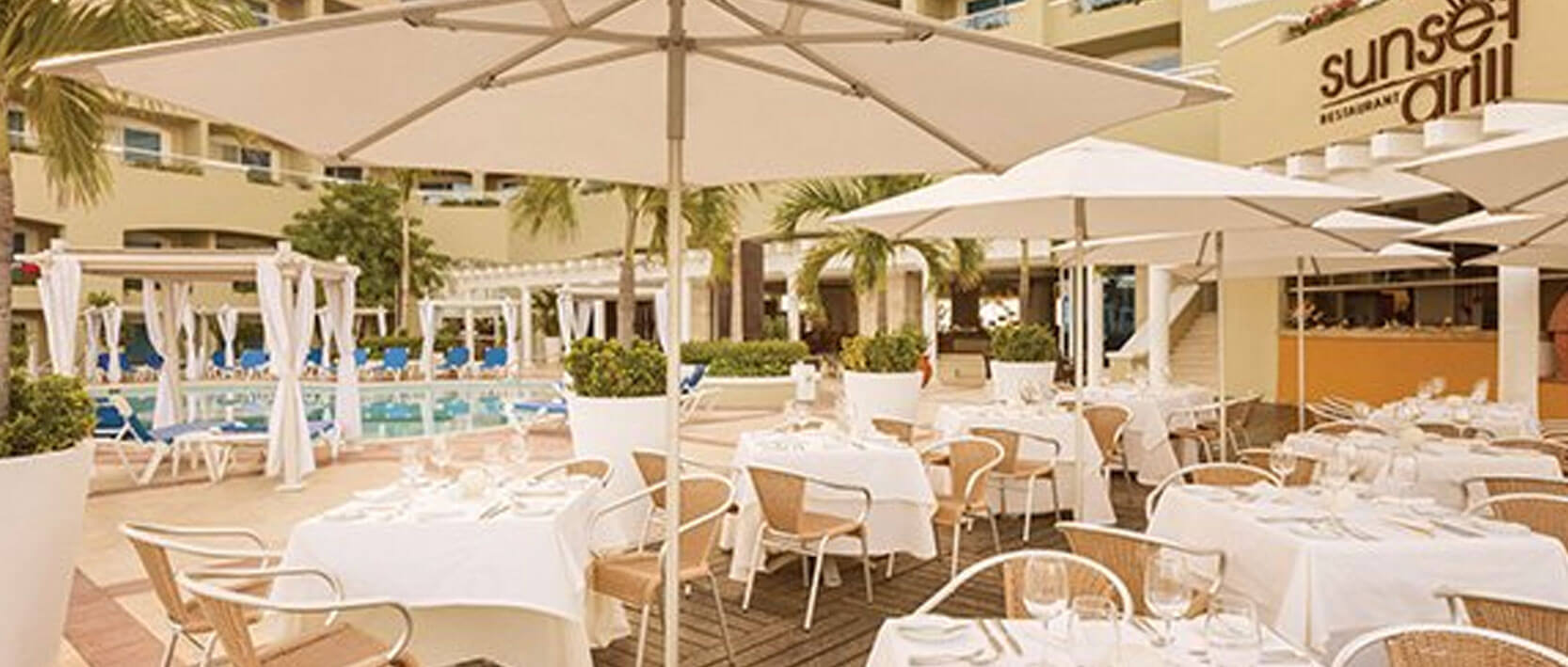 Gran Caribe Cancun Restaurants and Bars - At Sunset