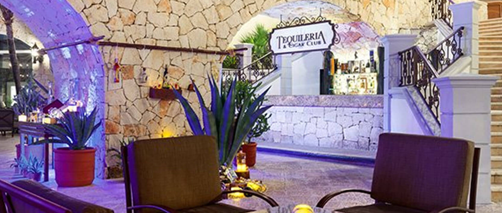 The Royal Playa Del Carmen Restaurants and Bars - Tequileria