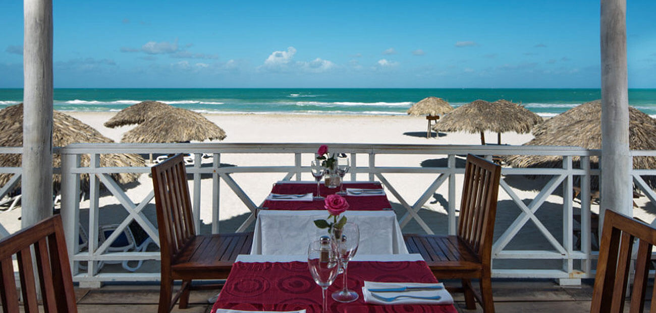 AllInclusive Beach Restaurant - AllInclusive Last Minute Vacations