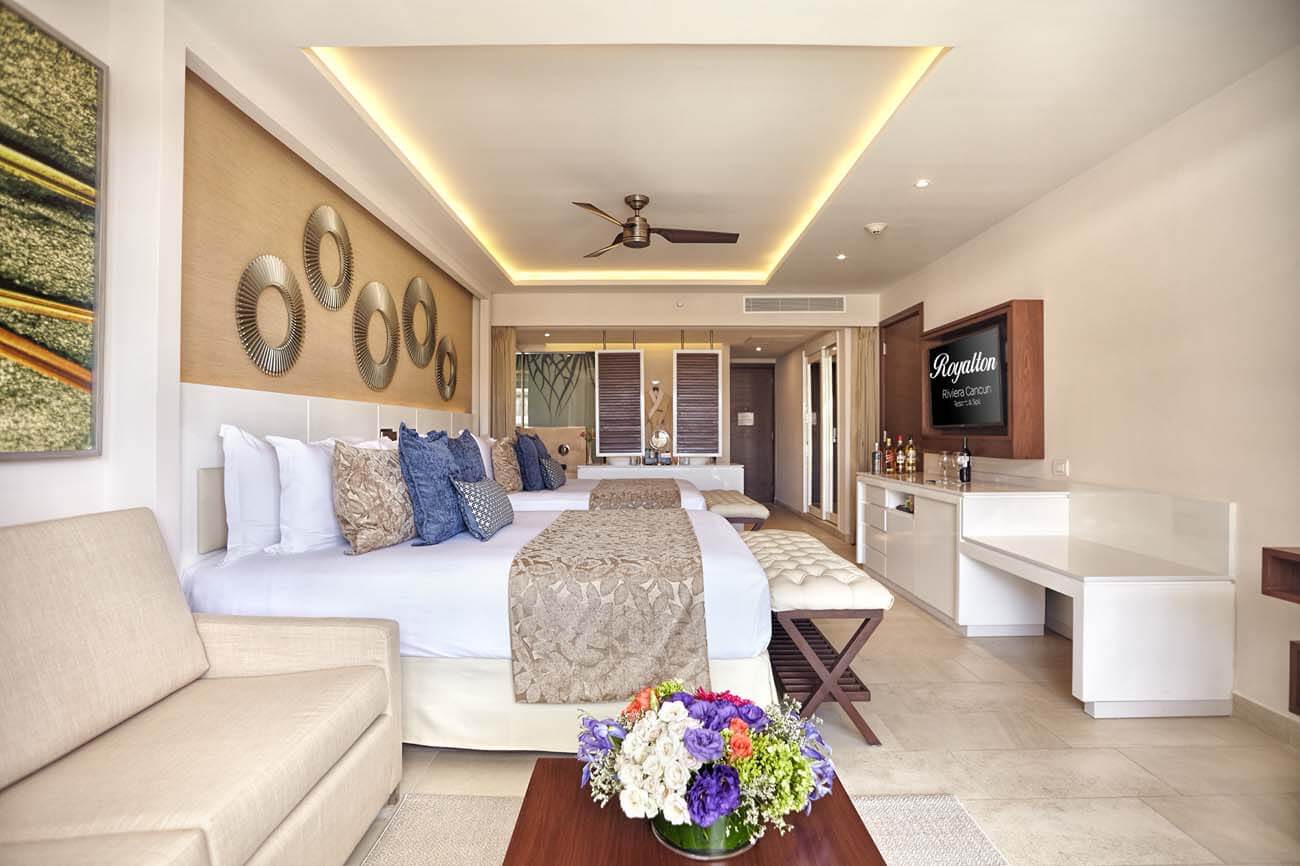 Royalton Riviera Cancun Accommodations - Diamond Club Luxury Junior Suite