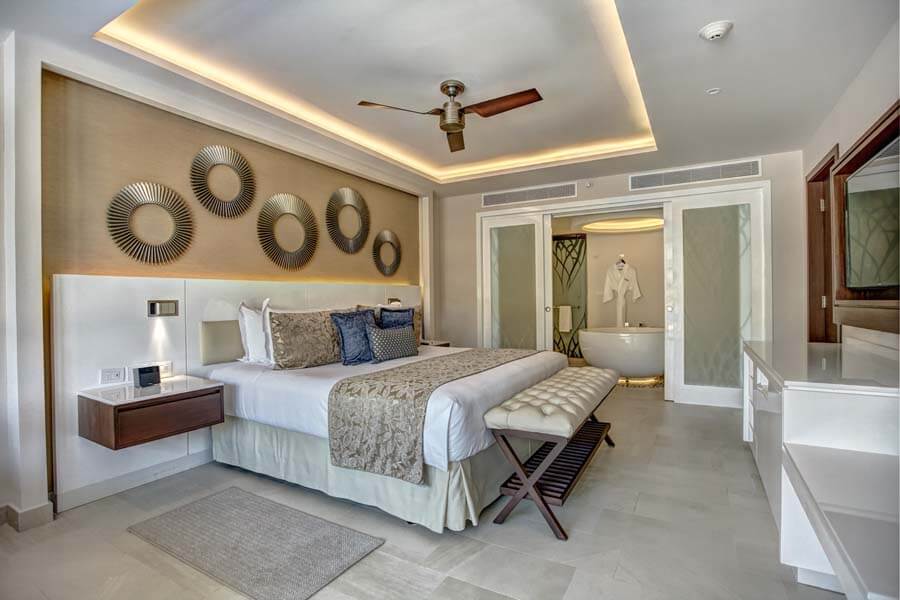 Royalton Riviera Cancun Accommodations - Diamond Club Luxury Presidential Suite