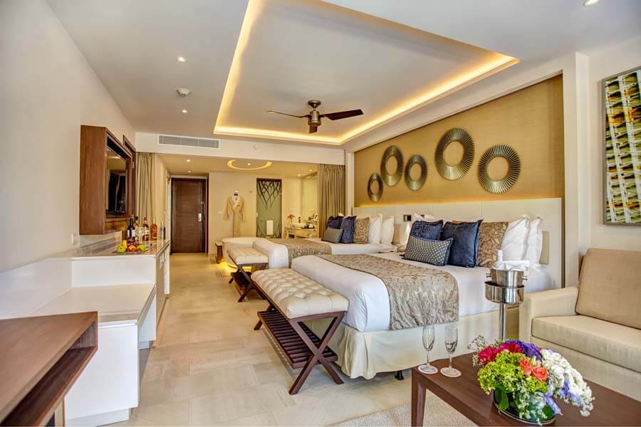 Royalton Riviera Cancun Accommodations - Diamond Club Luxury Suite
